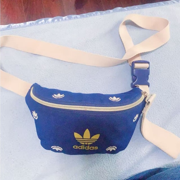 Adidas Trefoil Waist Bag Fanny Pack Adjustable Strap Gold Logo Navy Belt Bag - Picture 3 of 13